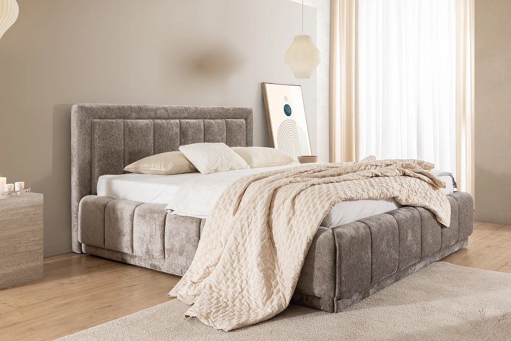 Bed Augusto 180