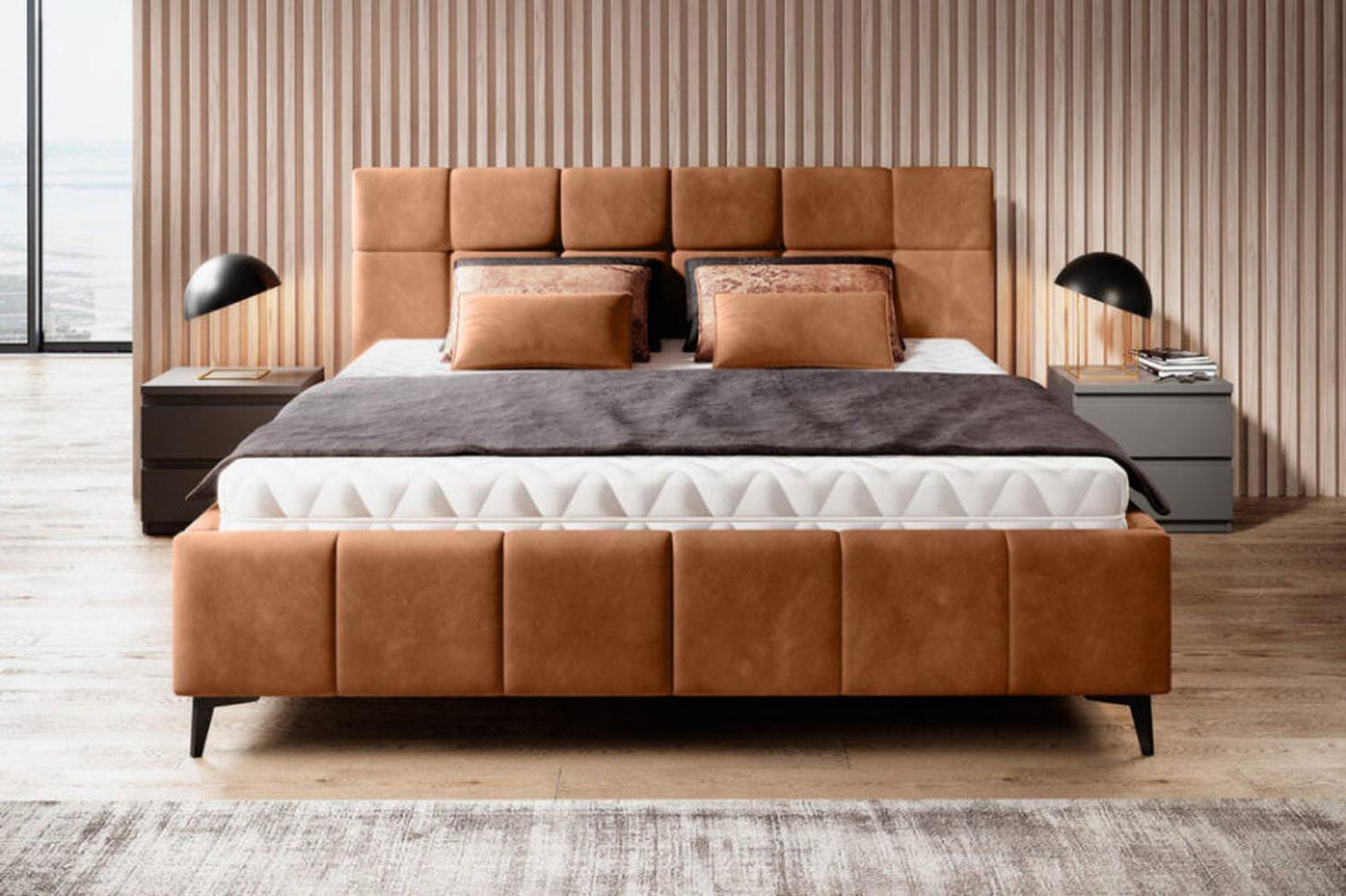 Bed Naomi