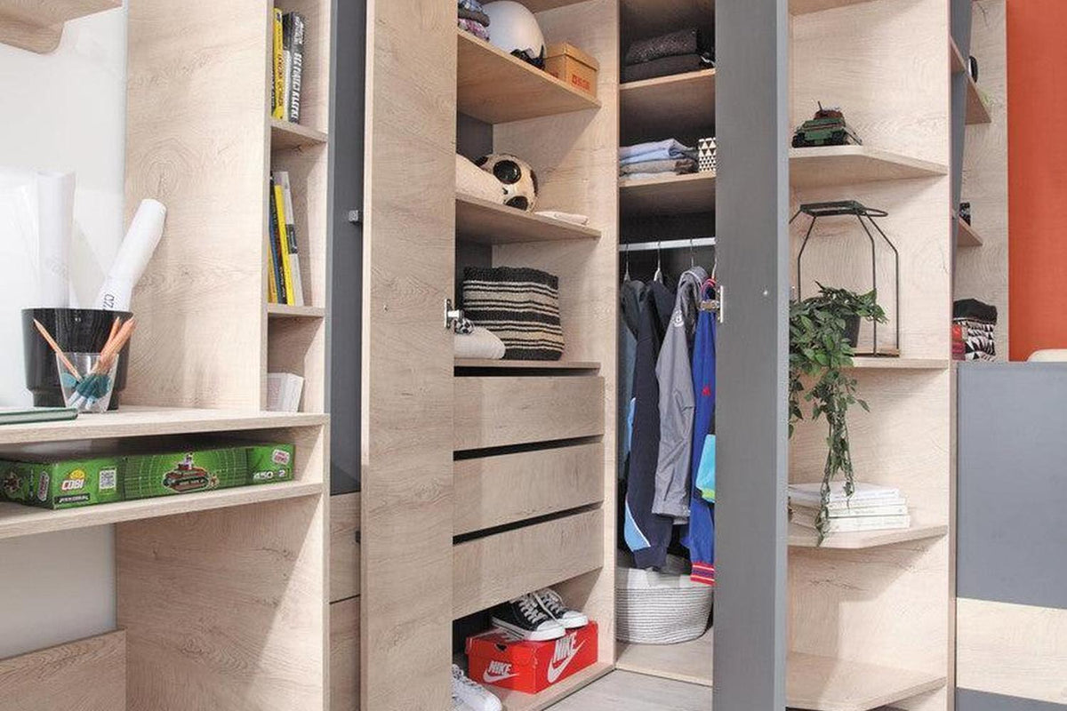 Delta Walk In Wardrobe Dl1