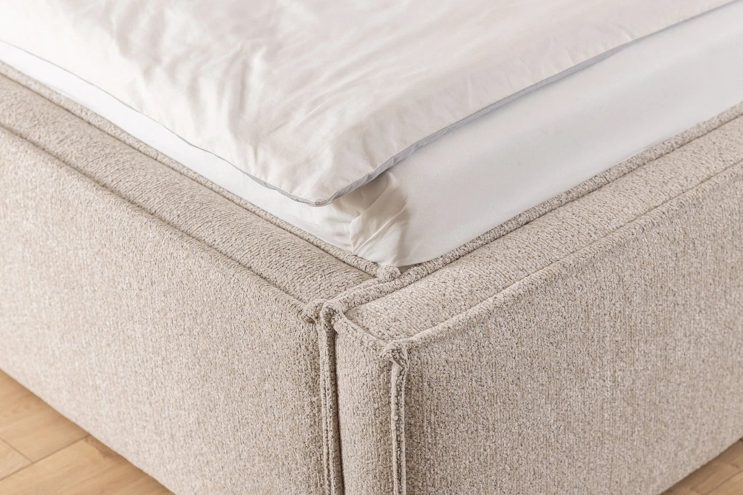 Bed Fondy 160