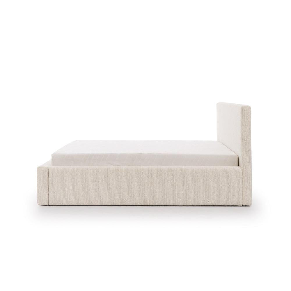 Zeus Bed