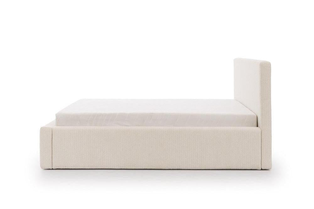 Zeus Bed