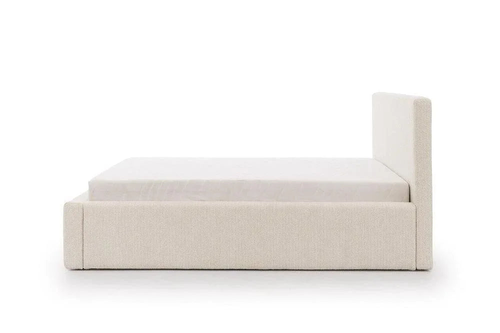 Zeus Bed