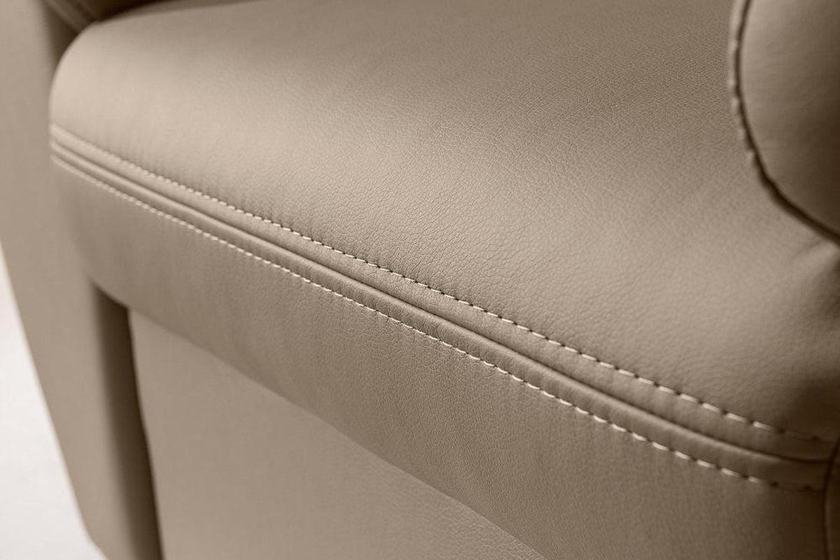 Amigo Armchair