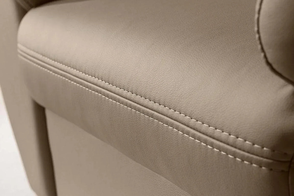 Amigo Armchair