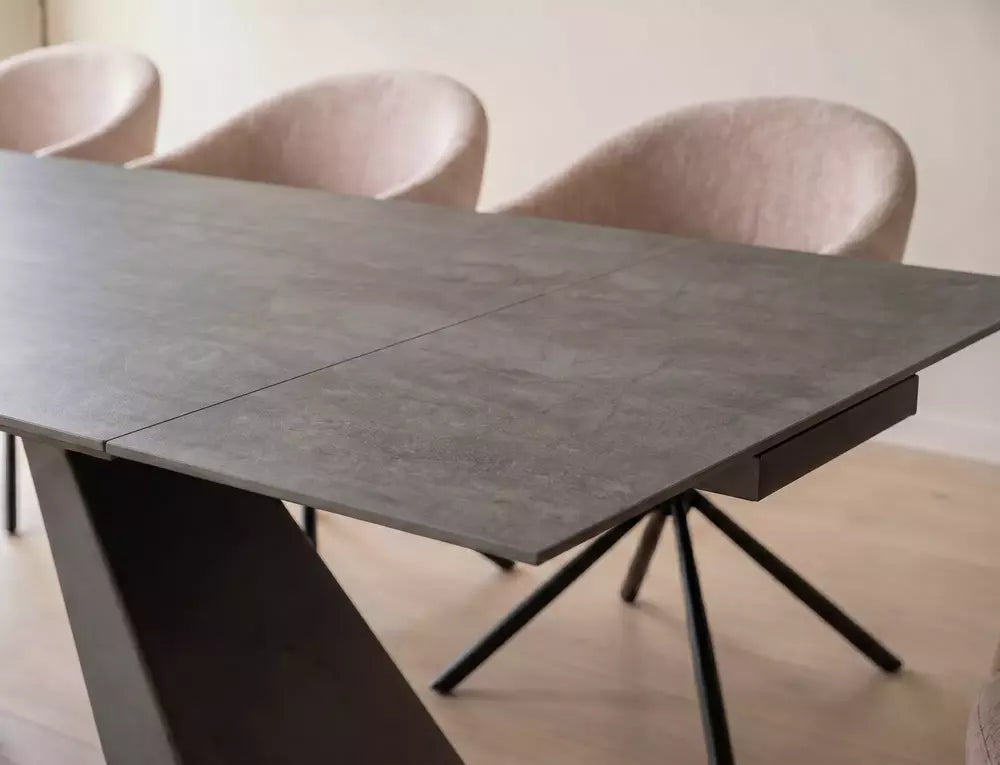 Salvadore Ceramic Anthracite Table
