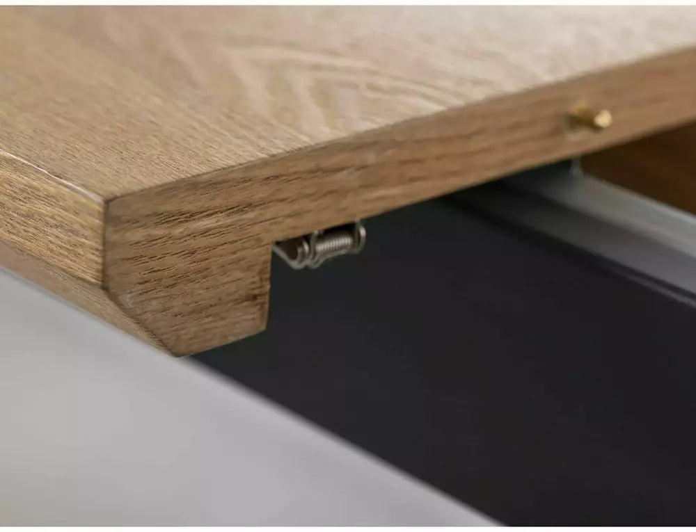 Logan Table