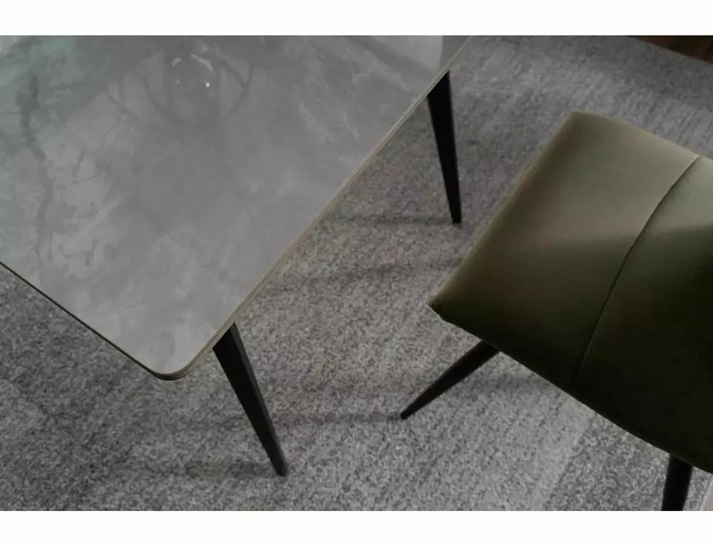 Ivy Table