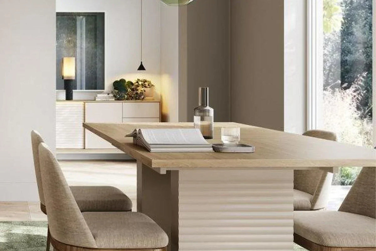 Tila Ti6 Extendable Dining Table