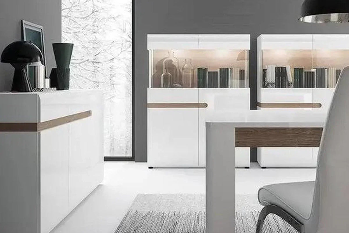 Chelsea Express Delivery Extending Dining Table